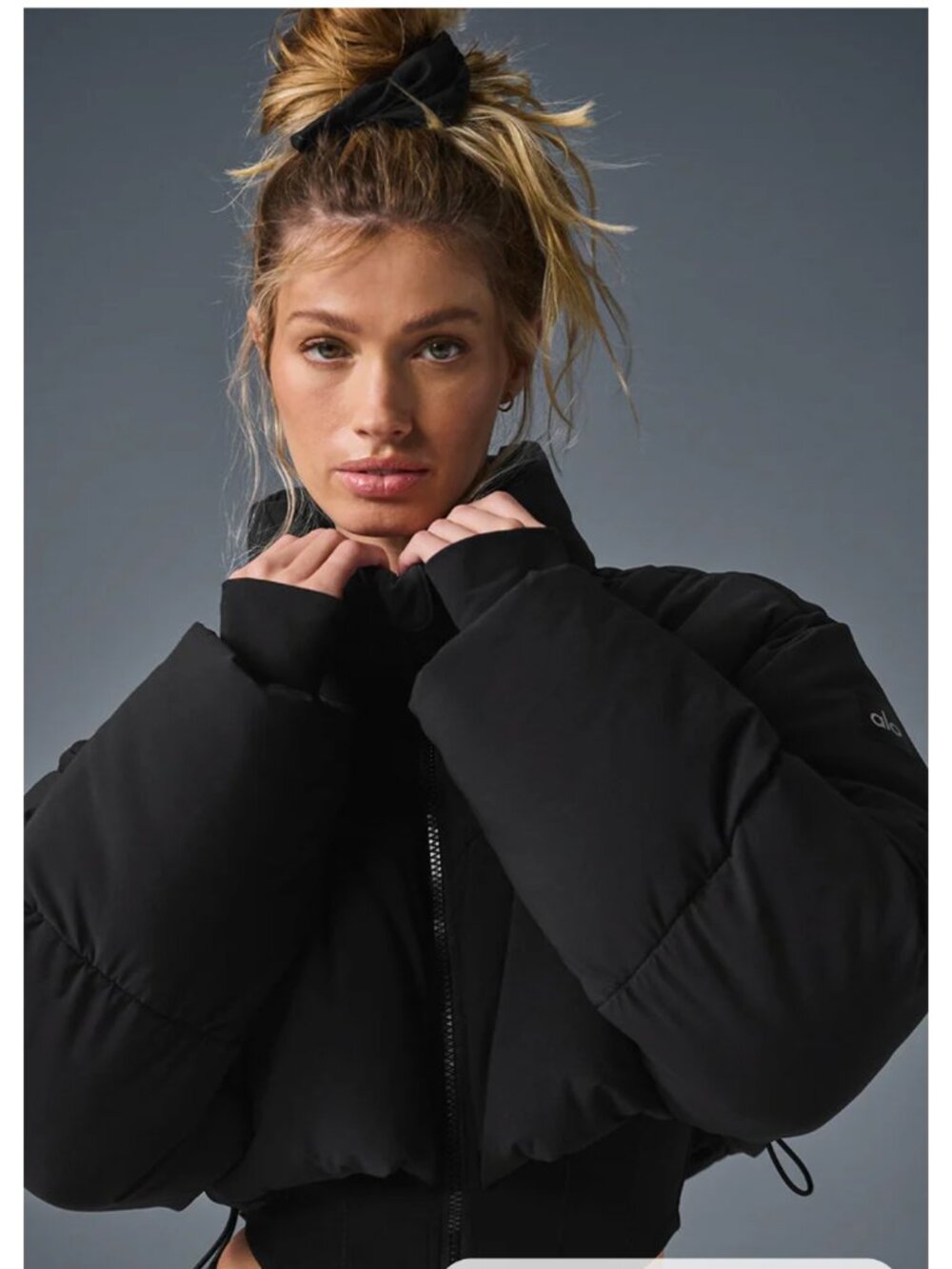 Alo yoga main act corset puffer jacket size small. Black